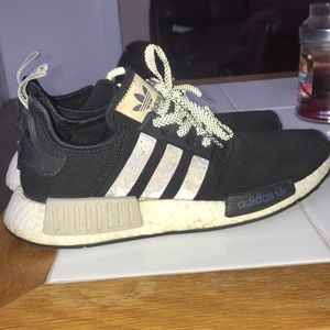 Black Adidas NMD